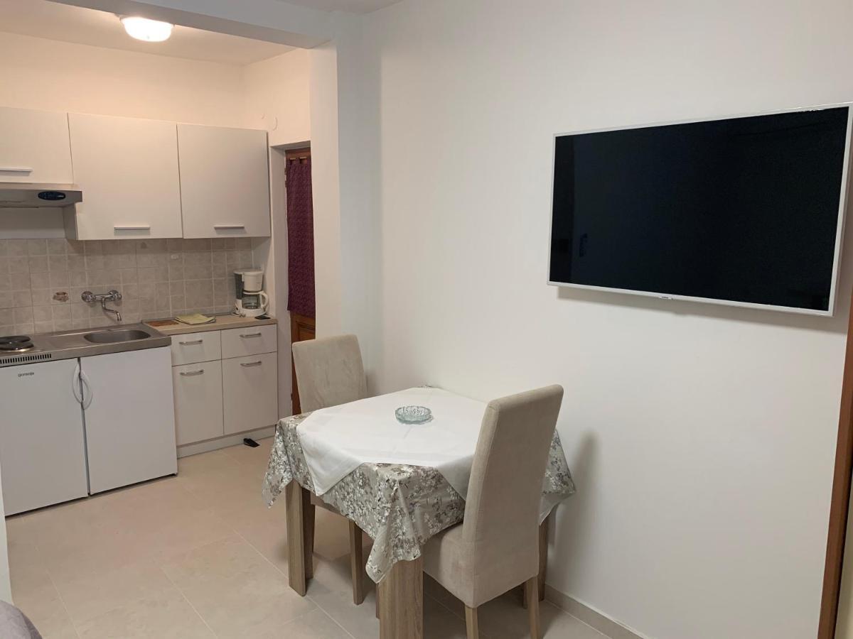 Carolina 4 Seasons Apartment Porec Exterior photo